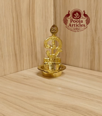 Brass Om Muruga Vilakku (100g, 3.8 x 2.5 x 3 Inches) – Mesmerizing Pure Brass Lamp for Pooja & Home Decor