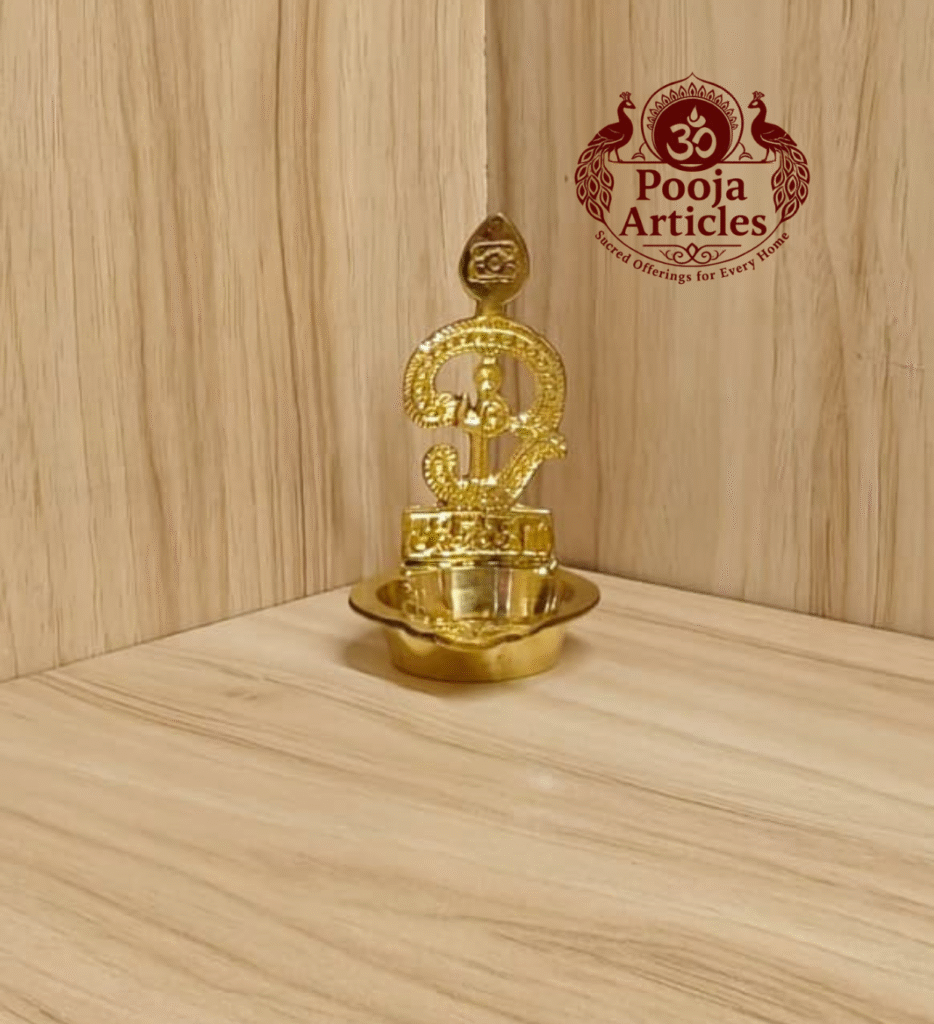 Brass Om Muruga Vilakku (100g, 3.8 x 2.5 x 3 Inches) – Mesmerizing Pure Brass Lamp for Pooja & Home Decor