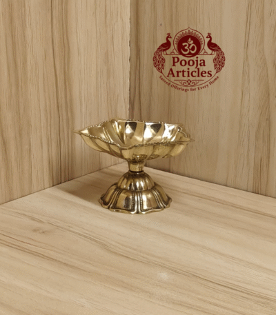 Buy Brass Star Diya Size 1 – 40 g, 2.5″ Handcrafted Auspicious Oil Lamp For Puja & Home Use