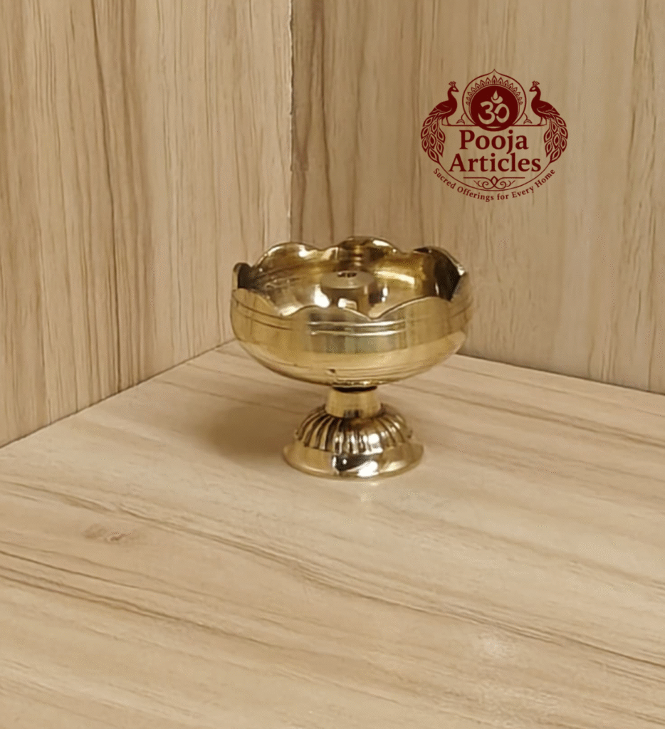 Buy Brass Tomato Diya – 40 g, 1.5″ Powerful Round Festival Vilakku For Home Use & Pooja