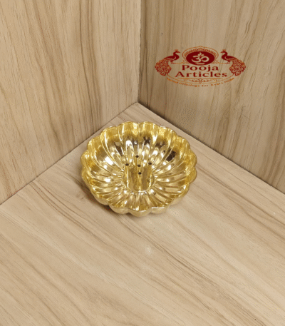 Buy Lotus Brass Agarbatti Stand Holder Size 1 – 40g, 3.9″ Handmade Pure Brass Incense Storage
